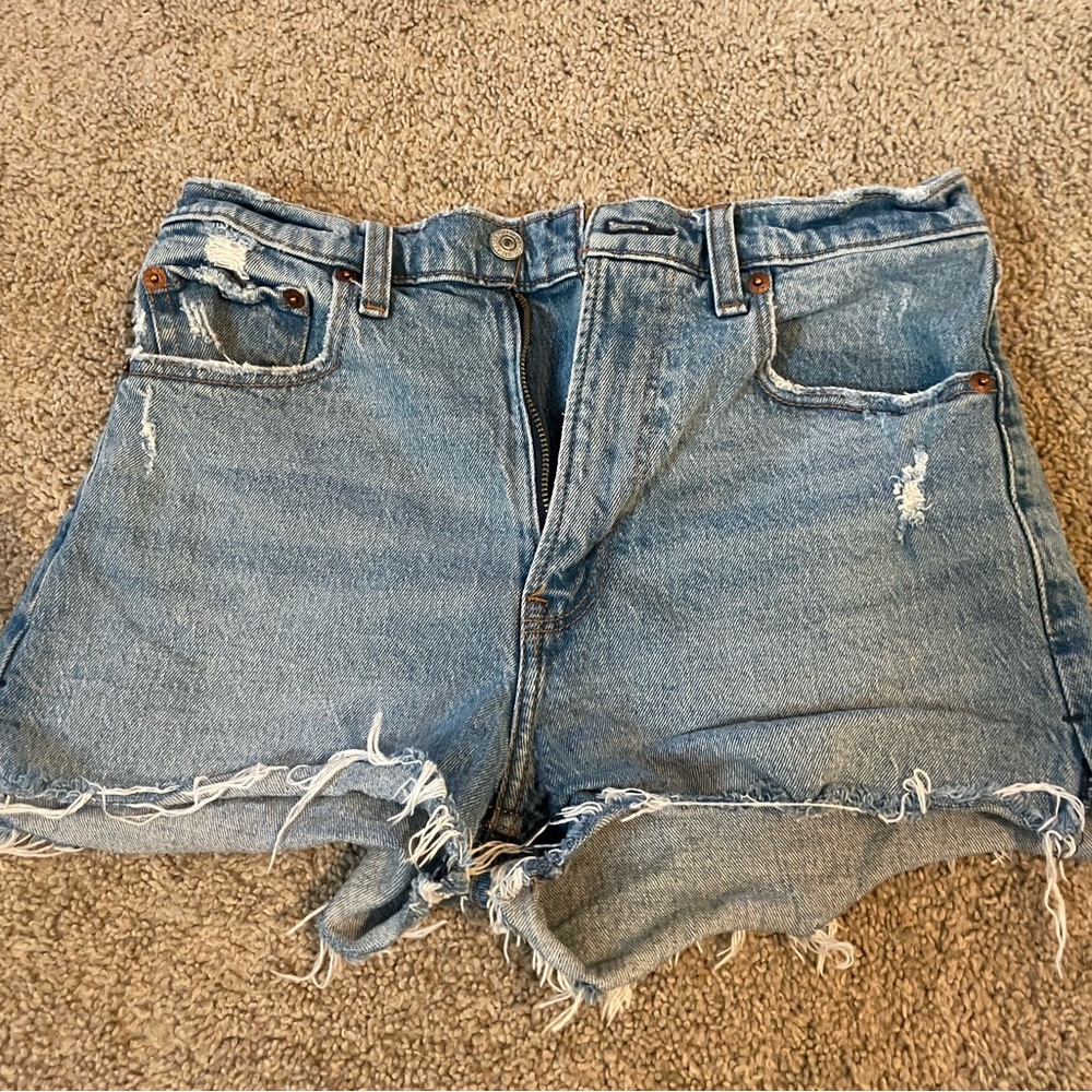 Abercrombie High Rise Mom Short